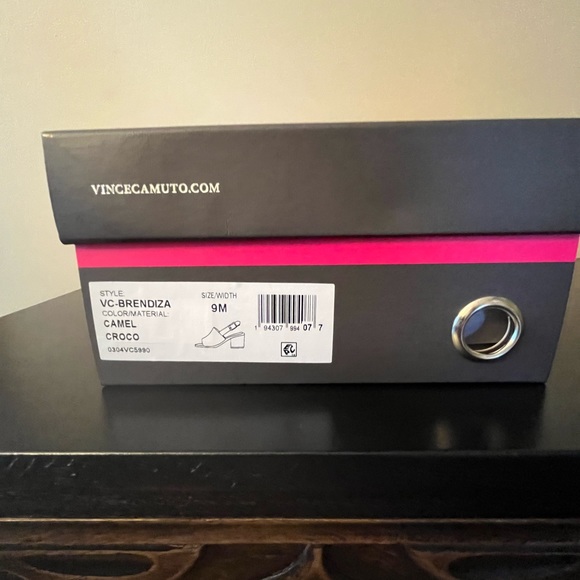 Vince Camuto Brendiza, Open Toe Sandals, Camel, 8.5M NWT - Picture 8 of 8